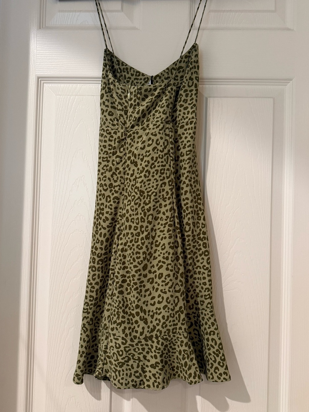 NWT! Zara Olive Green Cheetah Print Dress. Size Medium - Picture 2 of 2